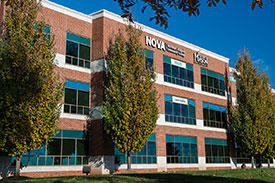 outside view of Loudoun branch of Mason